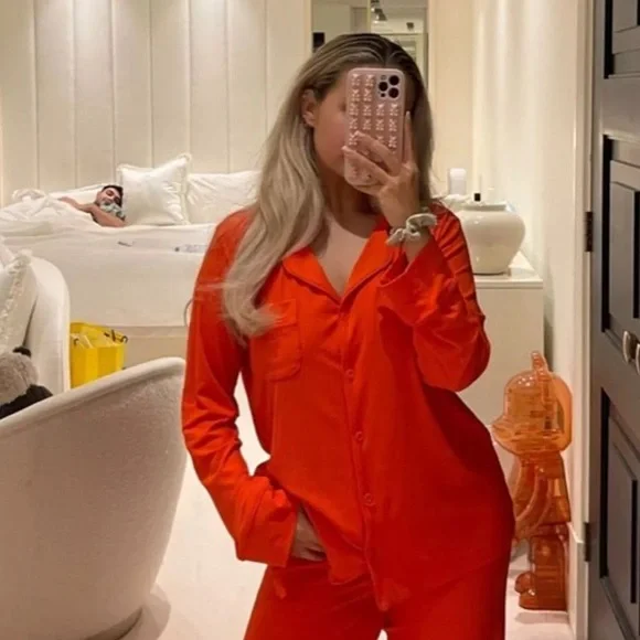 Skims Soft Lounge Rib Button Up Sleep Top- Fire - Picture 2 of 4